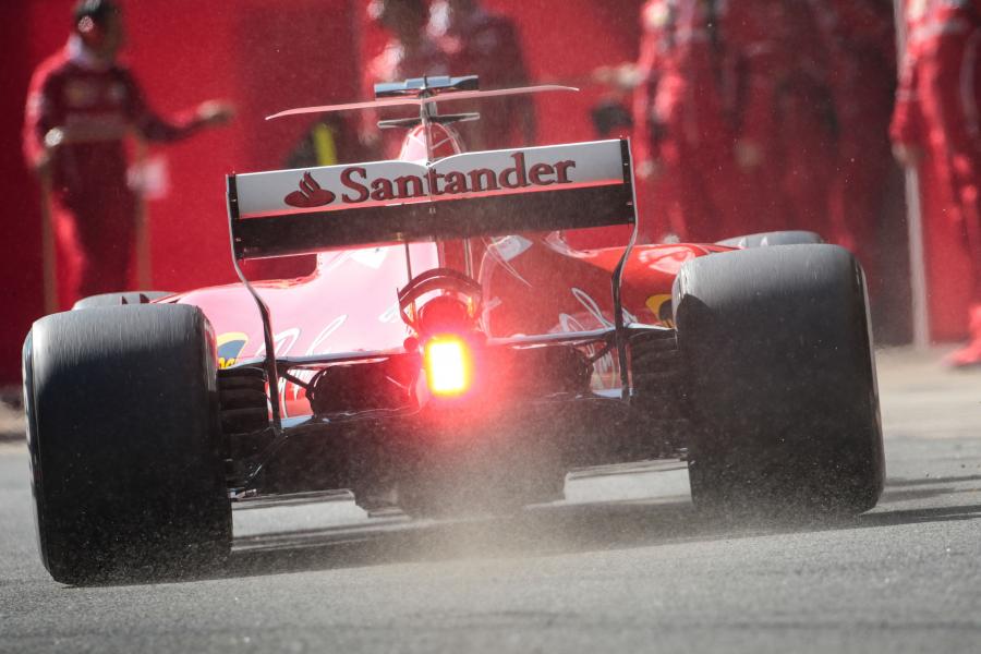  Ferrari SF70H (668) 2017 года  (фото 16 из 33)